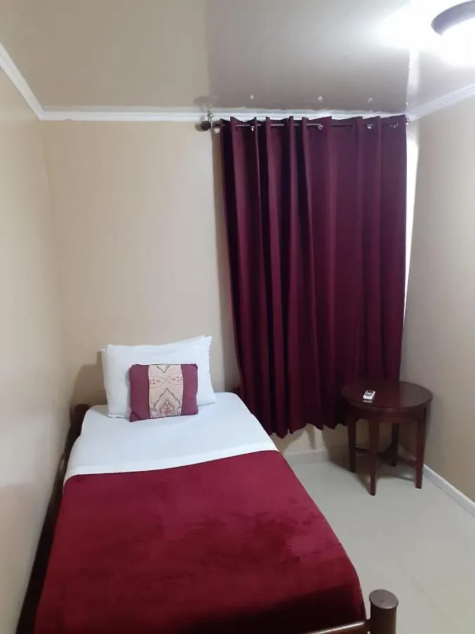 Pista Q Hostel And Apartments Oranjestad Aruba